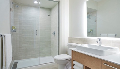 Executive-Suite, 1 Schlafzimmer, Eckzimmer (Mobility Accessible, Roll-in Shower)