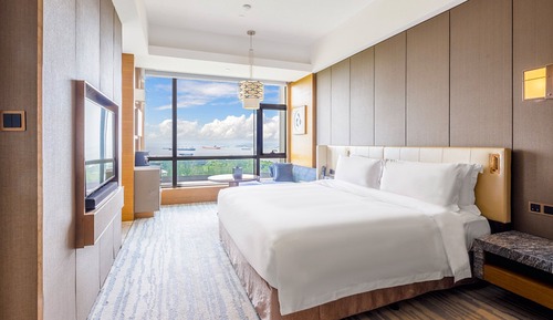 Premium-Zimmer, 1 King-Bett, Flussblick