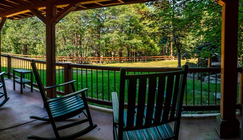 Standardzimmer, 1 King-Bett, Whirlpool, Gartenblick