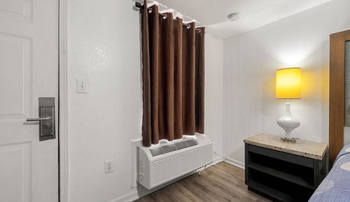 Zimmer, 1 King-Bett