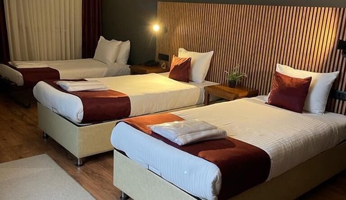 Standard-Dreibettzimmer