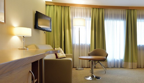 Comfort-Vierbettzimmer, Balkon, Gartenblick