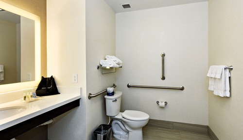 Standardzimmer, barrierefrei (Mobility Tub)