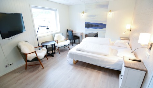 Standard-Doppelzimmer, 1 Doppelbett, eigenes Bad, Bergblick
