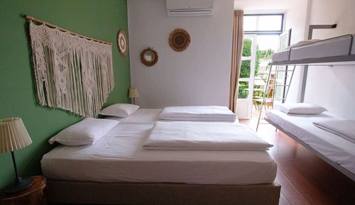 Familien-Vierbettzimmer, 1 Schlafzimmer, Balkon