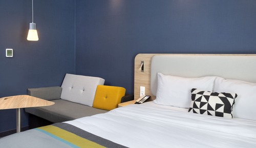 Standardzimmer, 1 Doppelbett und Schlafsofa