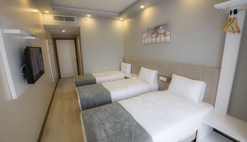 Deluxe-Dreibettzimmer, Nichtraucher, Stadtblick