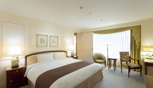 Suite, 1 King-Bett, Nichtraucher (Plaza Suite, 70 sqm)