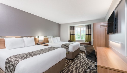 Traditional-Zimmer, 2 Queen-Betten