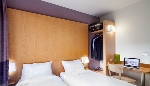 Zweibettzimmer, Nichtraucher