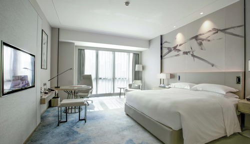 Zimmer, 1 King-Bett, Stadtblick