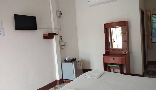 Basic-Doppel- oder -Zweibettzimmer