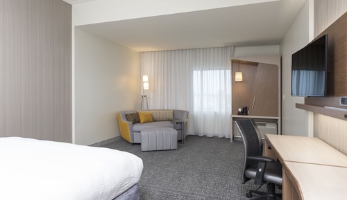 Zimmer, 1 King-Bett und Schlafsofa