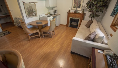 Suite, 1 Queen-Bett und Schlafsofa, Kochnische, Erdgeschoss