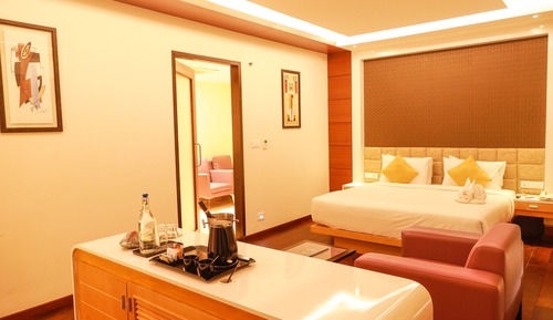 Luxury-Suite, 1 Schlafzimmer, Nichtraucher, Stadtblick