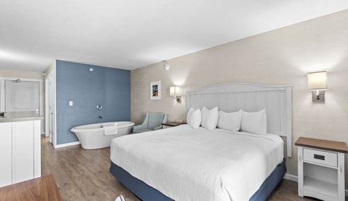 Standardzimmer, 1 King-Bett, Terrasse, Seeblick (1st Floor Room )