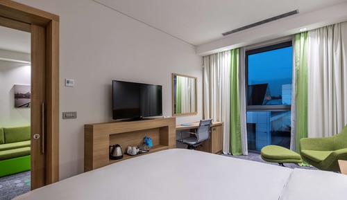 Zimmer, 1 Queen-Bett und Schlafsofa, Balkon