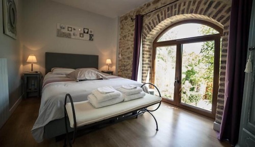 Doppelzimmer, eigenes Bad (Affaire)