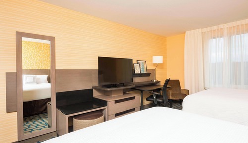 Zimmer, 2 Queen-Betten