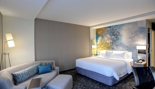 Zimmer, 1 King-Bett und Schlafsofa, Nichtraucher