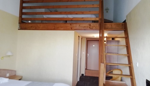 Vierbettzimmer