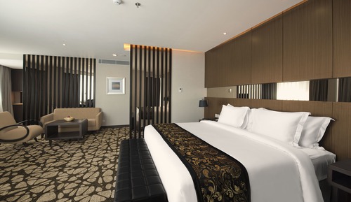 Junior-Suite (THE LEVEL 2 Adults + 1 Child)