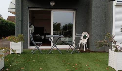Classic-Dreibettzimmer, Mehrere Betten, Terrasse