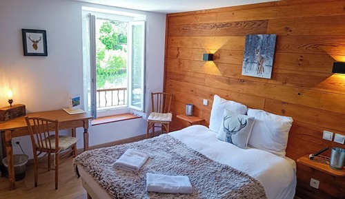 Standard-Doppelzimmer