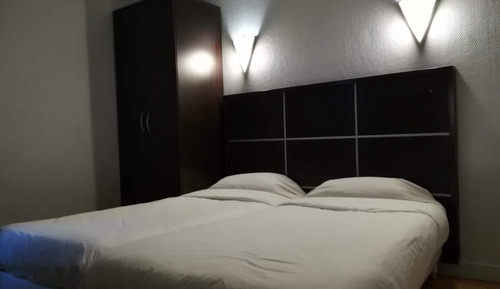 Zweibettzimmer