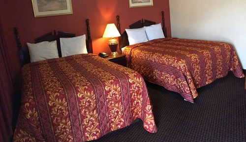 Basic-Zimmer, 2 Queen-Betten, Nichtraucher