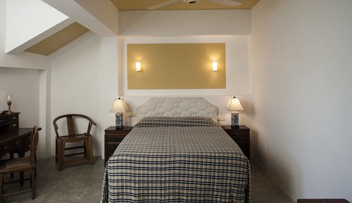 Deluxe-Doppel- oder -Zweibettzimmer, 1 Schlafzimmer, Blick auf den Golfplatz, Bergseite