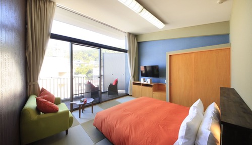 Traditional-Zimmer (Japanese Style King, Top Floor)