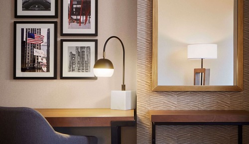 Suite, 1 King-Bett, barrierefrei, Nichtraucher (Roll-in Shower)