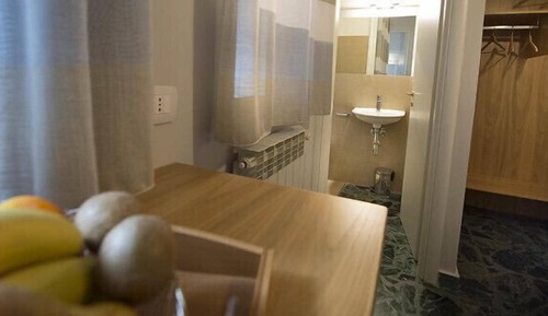 Economy-Doppel- oder -Zweibettzimmer