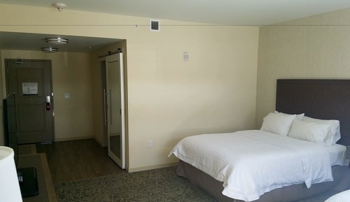 Zimmer, 2 Queen-Betten, barrierefrei, Nichtraucher