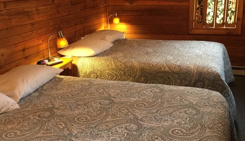 Standardzimmer, 2 Doppelbetten