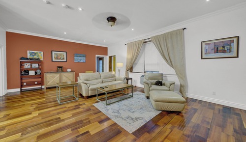 Suite (Rosehall 3)