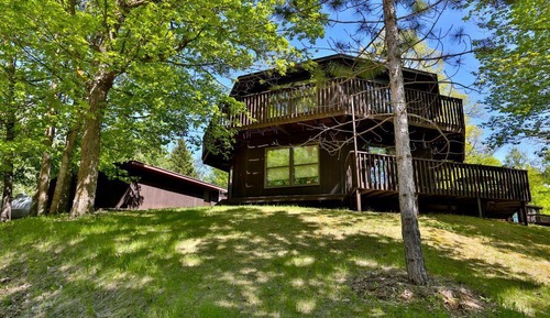 Ferienhütte, 3 Schlafzimmer, Whirlpool (Cabin #202 or #206)