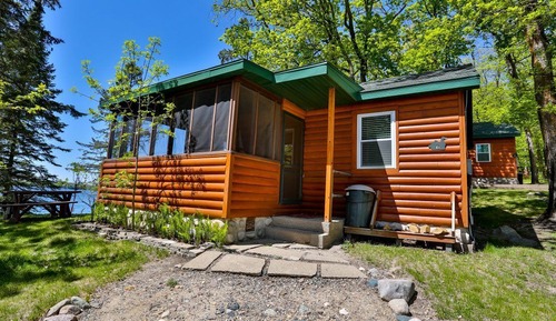 Ferienhütte, 2 Schlafzimmer, Seeblick (Cabins #4 , #6 or #8)