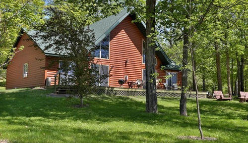 Familien-Ferienhütte, 4 Schlafzimmer, Whirlpool (Cabin #20)