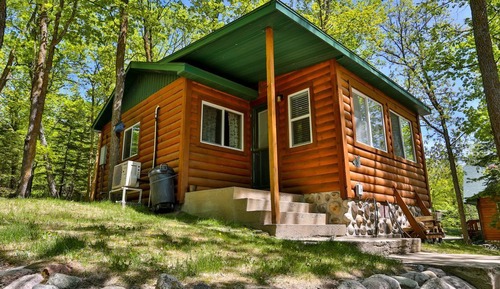 Ferienhütte, 1 Queen-Bett, Seeblick (Cabin #9)