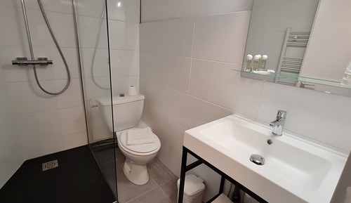 Dreibettzimmer