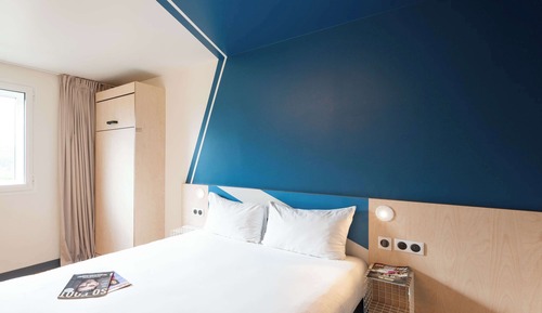 Zweibettzimmer, 2 Einzelbetten