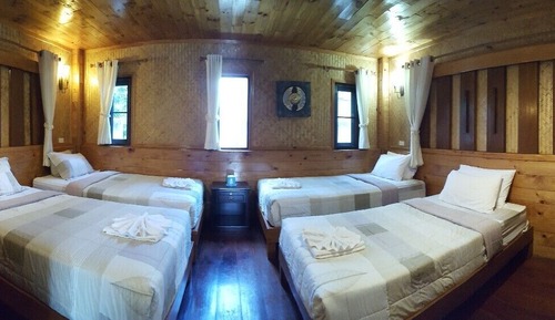 Familien-Vierbettzimmer
