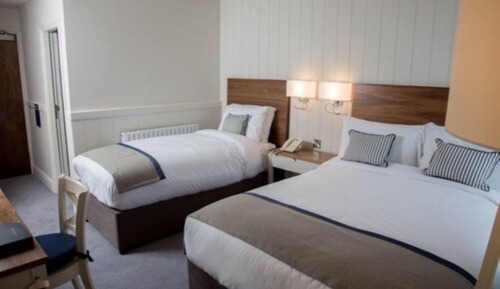 Familien-Dreibettzimmer, Mehrere Betten