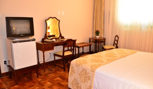 Standard-Vierbettzimmer