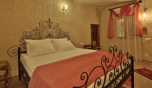 Traditional-Suite
