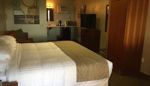 Standardzimmer, 1 King-Bett, Nichtraucher (Upstairs)