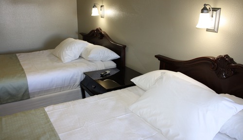 Standardzimmer, 2 Queen-Betten, Nichtraucher (Upstairs)