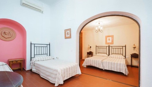 Familien-Vierbettzimmer